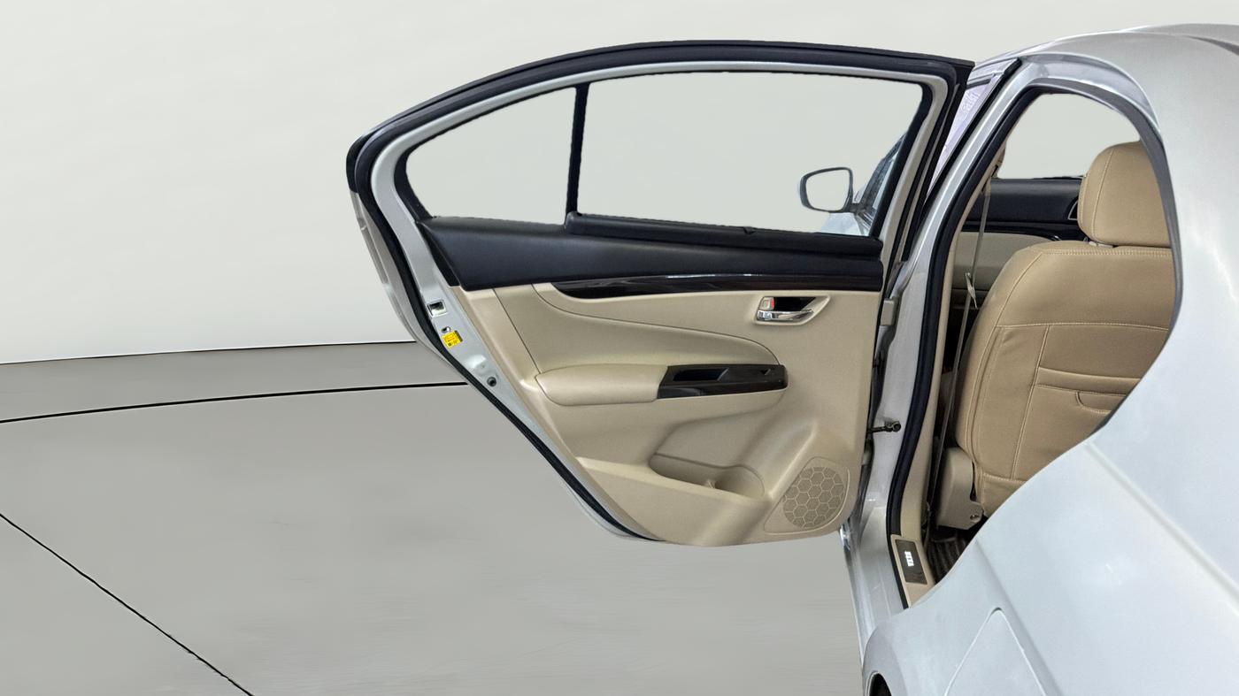 2017 Maruti Ciaz ALPHA 1.4 PETROL, Petrol, Manual, 71,580 km, LHS Rear Door