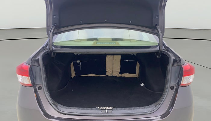 2018 Toyota YARIS V CVT, Petrol, Automatic, 62,361 km, Boot Open Zoomed View
