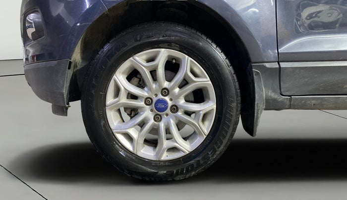 2014 Ford Ecosport TITANIUM 1.0L ECOBOOST, Petrol, Manual, 1,06,819 km, Left Front Wheel