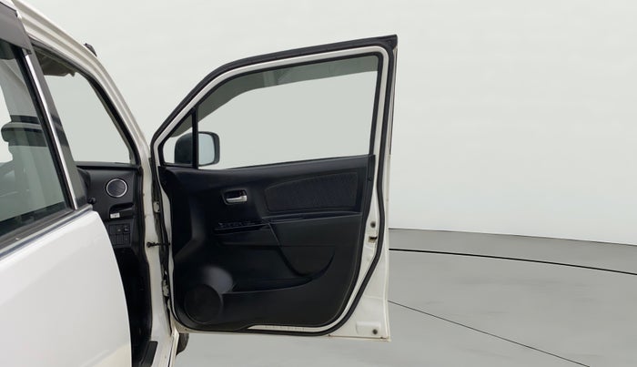 2015 Maruti Wagon R Stingray VXI, Petrol, Manual, 70,777 km, RHS Front Door
