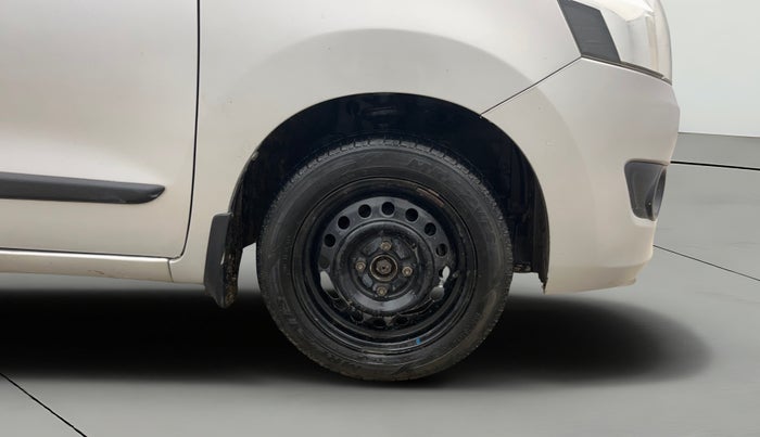 2015 Maruti Wagon R 1.0 VXI, Petrol, Manual, 54,011 km, Right Front Wheel