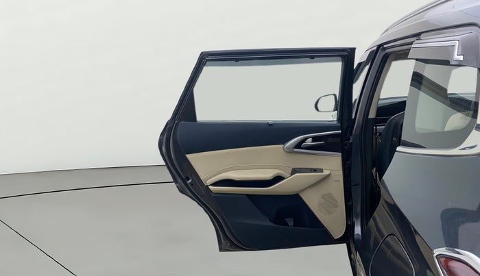 2022 KIA CARENS LUXURY PLUS 1.4 PETROL DCT 7 STR, Petrol, Automatic, 36,336 km, LHS Rear Door