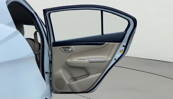 2017 Maruti Ciaz SIGMA 1.4 MT PETROL, Petrol, Manual, 32,325 km, RHS Rear Door