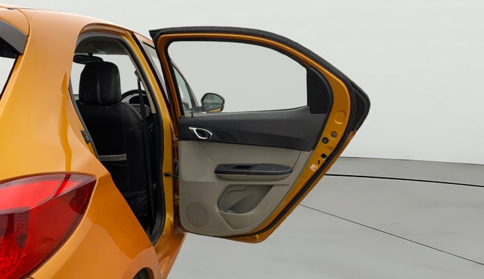 2018 Tata Tiago XZ PETROL, Petrol, Manual, 75,150 km, RHS Rear Door