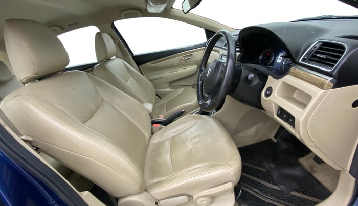 2019 Maruti Ciaz ALPHA  AT 1.5 SHVS PETROL, Petrol, Automatic, 62,464 km, Right Side Front Door Cabin