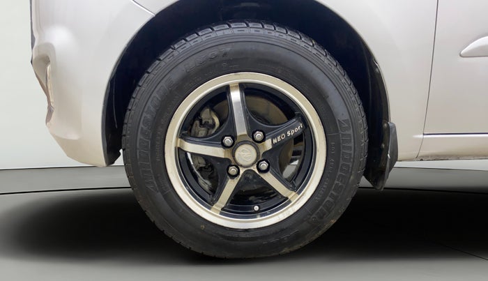 2012 Hyundai i10 SPORTZ 1.2 AT, Petrol, Automatic, 39,335 km, Left Front Wheel