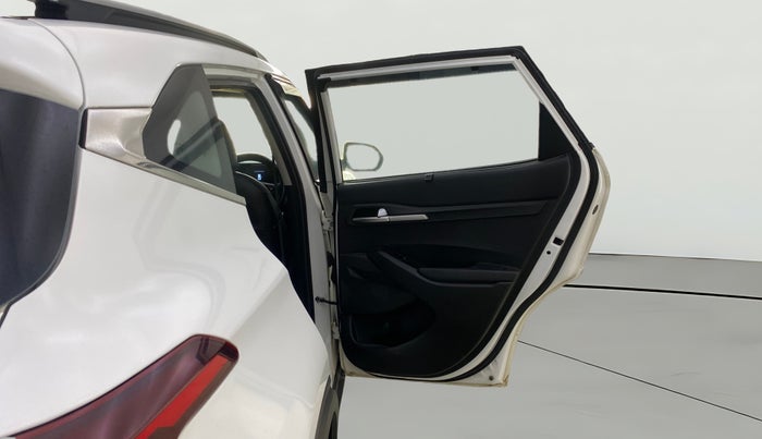 2023 KIA SELTOS HTE 1.5 PETROL, Petrol, Manual, 17,863 km, RHS Rear Door