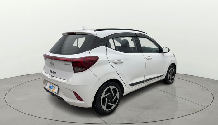 2023 Hyundai GRAND I10 NIOS SPORTZ 1.2 KAPPA VTVT, CNG, Manual, 31,918 km, Right Back Diagonal
