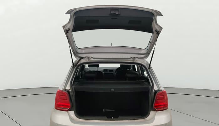 2021 Volkswagen Polo COMFORTLINE 1.0L TSI, Petrol, Manual, 1,09,376 km, Boot Door Open