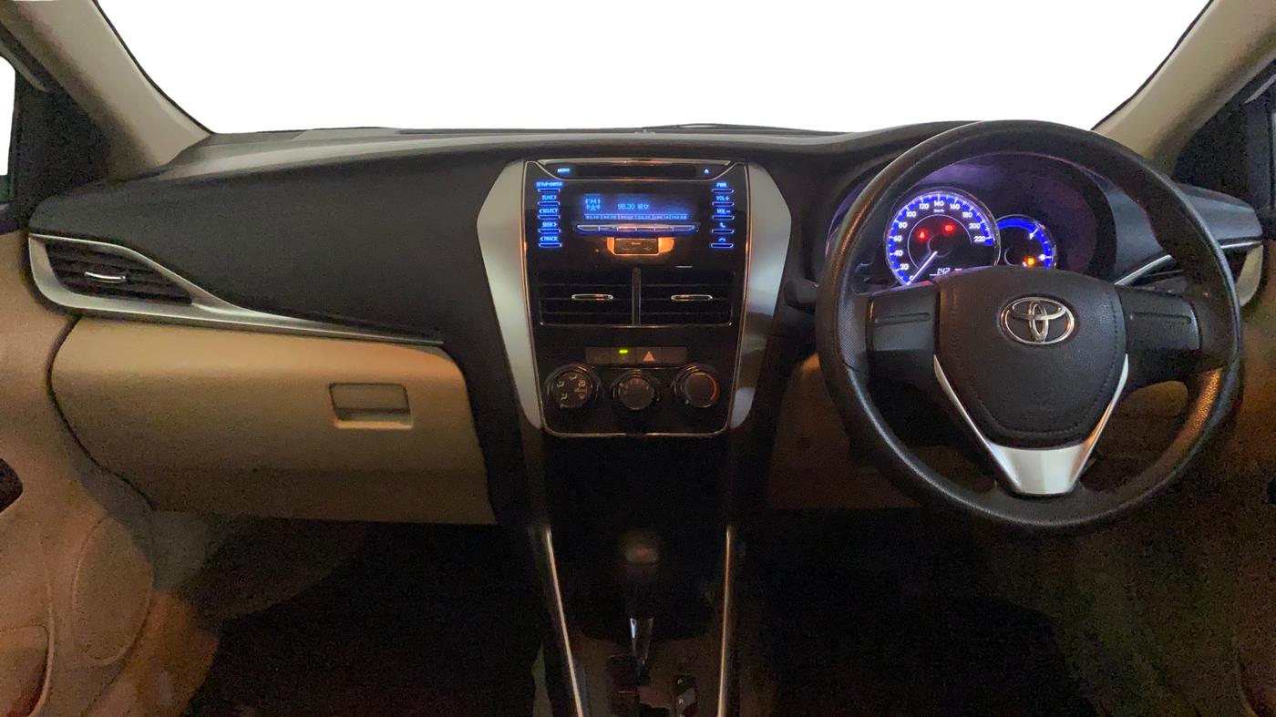 2018 Toyota YARIS J CVT, Petrol, Automatic, 75,891 km, Dashboard