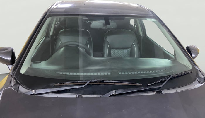 2017 Maruti Baleno ZETA PETROL 1.2, Petrol, Manual, 1,02,582 km, Front Windshield