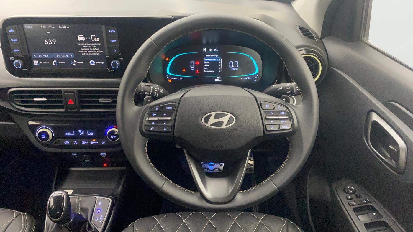 2024 Hyundai EXTER SX(O) 1.2 AMT, Petrol, Automatic, 5,824 km, Steering Wheel Close Up