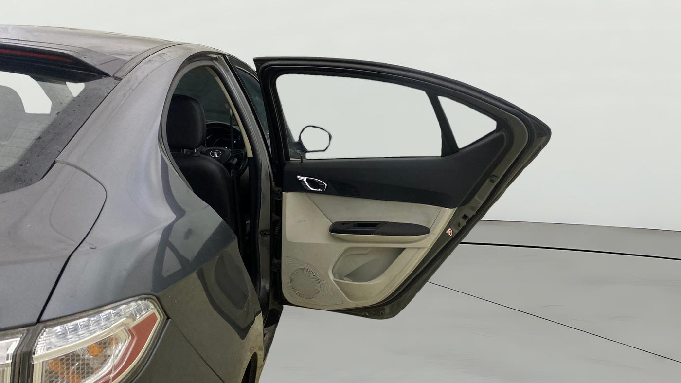 2022 Tata TIGOR XZ PLUS CNG, CNG, Manual, 53,573 km, RHS Rear Door