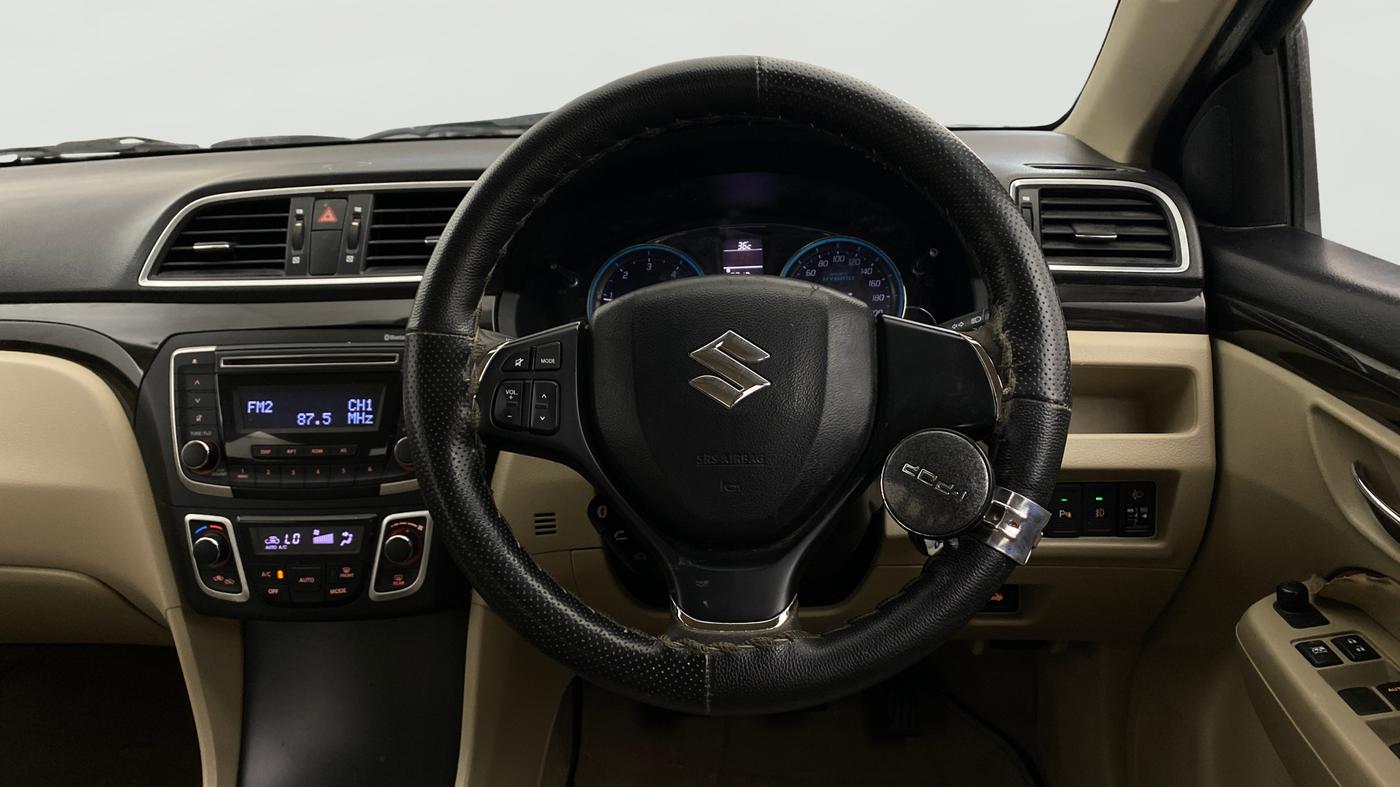 2017 Maruti Ciaz DELTA DIESEL 1.3, Diesel, Manual, 60,934 km, Steering Wheel Close Up
