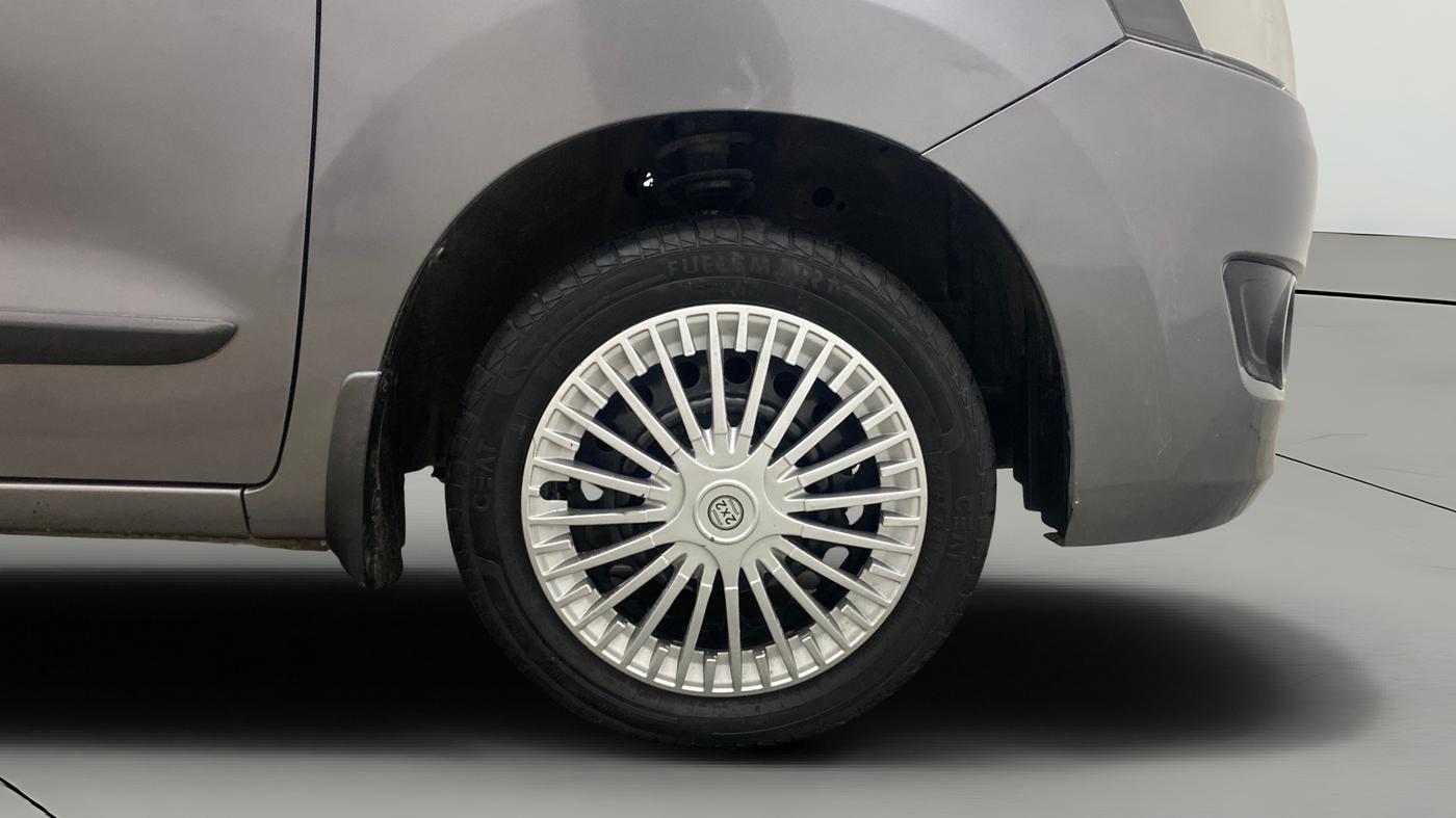 2014 Maruti Wagon R 1.0 VXI, Petrol, Manual, 51,855 km, Right Front Wheel
