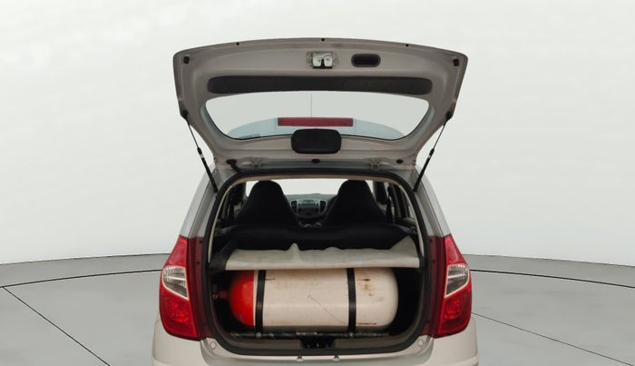 2014 Hyundai i10 SPORTZ 1.1, CNG, Manual, 72,480 km, Boot Door Open