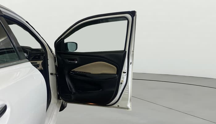 2022 Toyota Glanza V AMT, Petrol, Automatic, 66,277 km, RHS Front Door