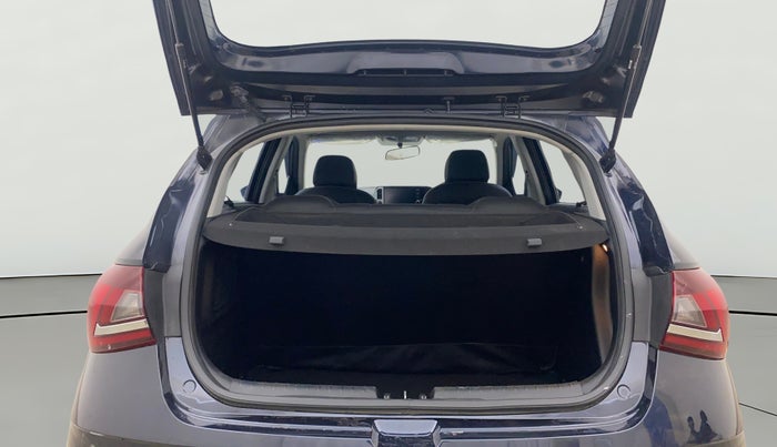 2022 Hyundai NEW I20 ASTA 1.2 MT, Petrol, Manual, 22,871 km, Boot Open Zoomed View