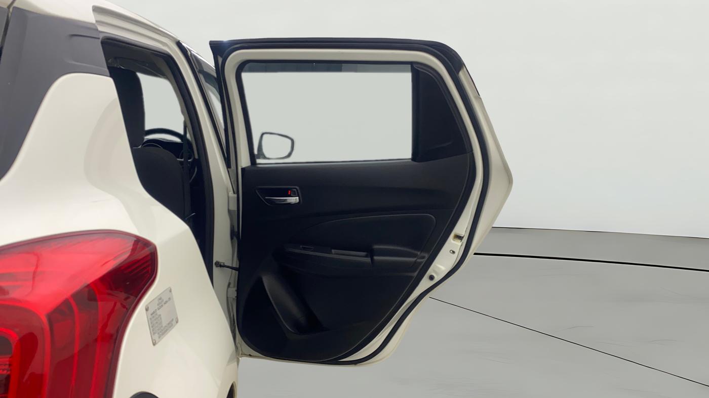 2023 Maruti Swift VXI CNG, CNG, Manual, 14,177 km, RHS Rear Door