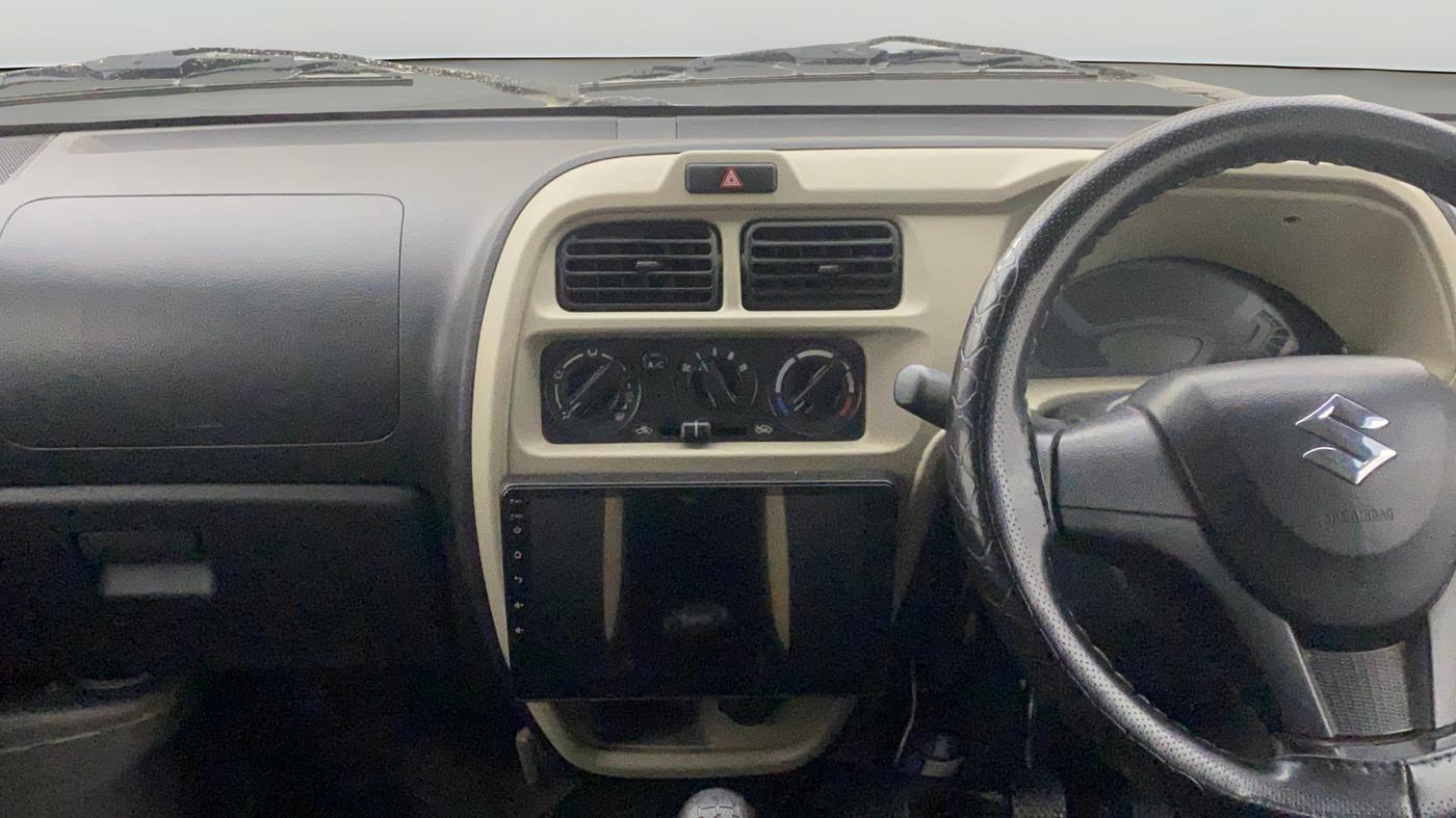 2023 Maruti Eeco 5 STR AC, Petrol, Manual, 29,009 km, Air Conditioner
