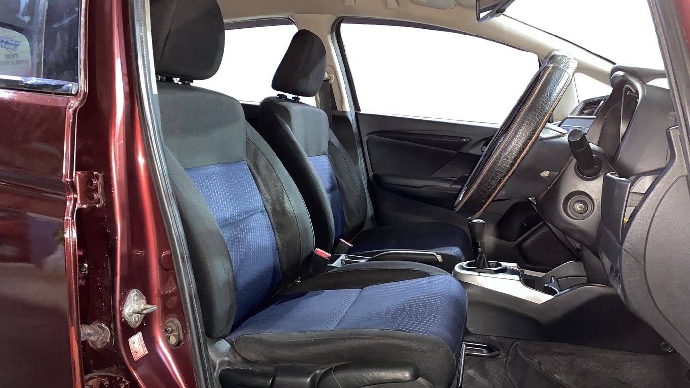 2018 Honda WR-V 1.5L I-DTEC S MT, Diesel, Manual, 84,179 km, Right Side Front Door Cabin