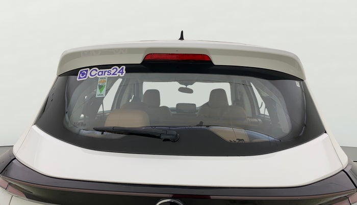 2024 Tata Safari ADVENTURE PLUS, Diesel, Manual, 29,863 km, Rear Windshield