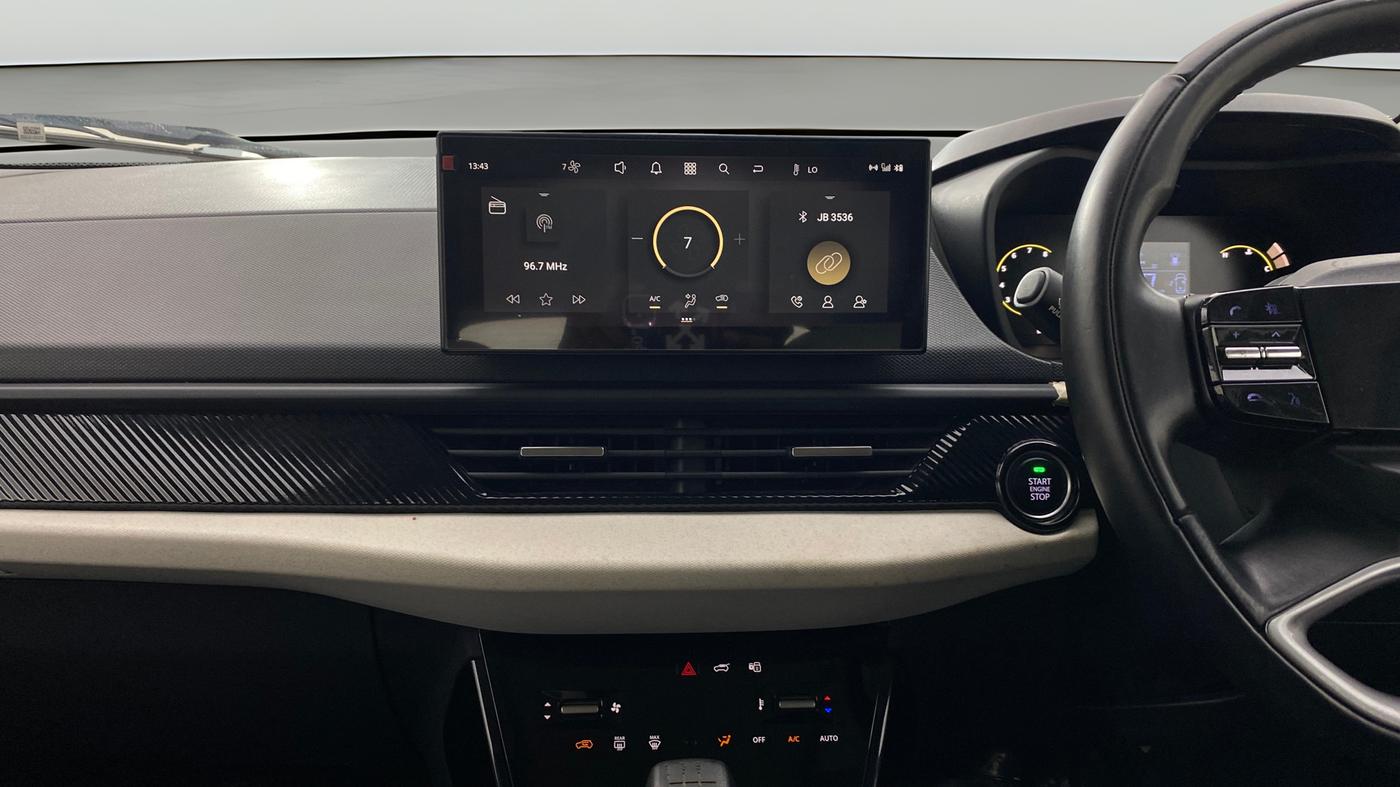 2025 Tata Curvv Creative S 1.2 Petrol 6MT, Petrol, Manual, 11,609 km, Air Conditioner