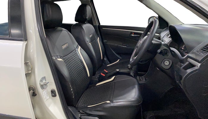 2016 Maruti Swift VXI, Petrol, Manual, 63,076 km, Right Side Front Door Cabin