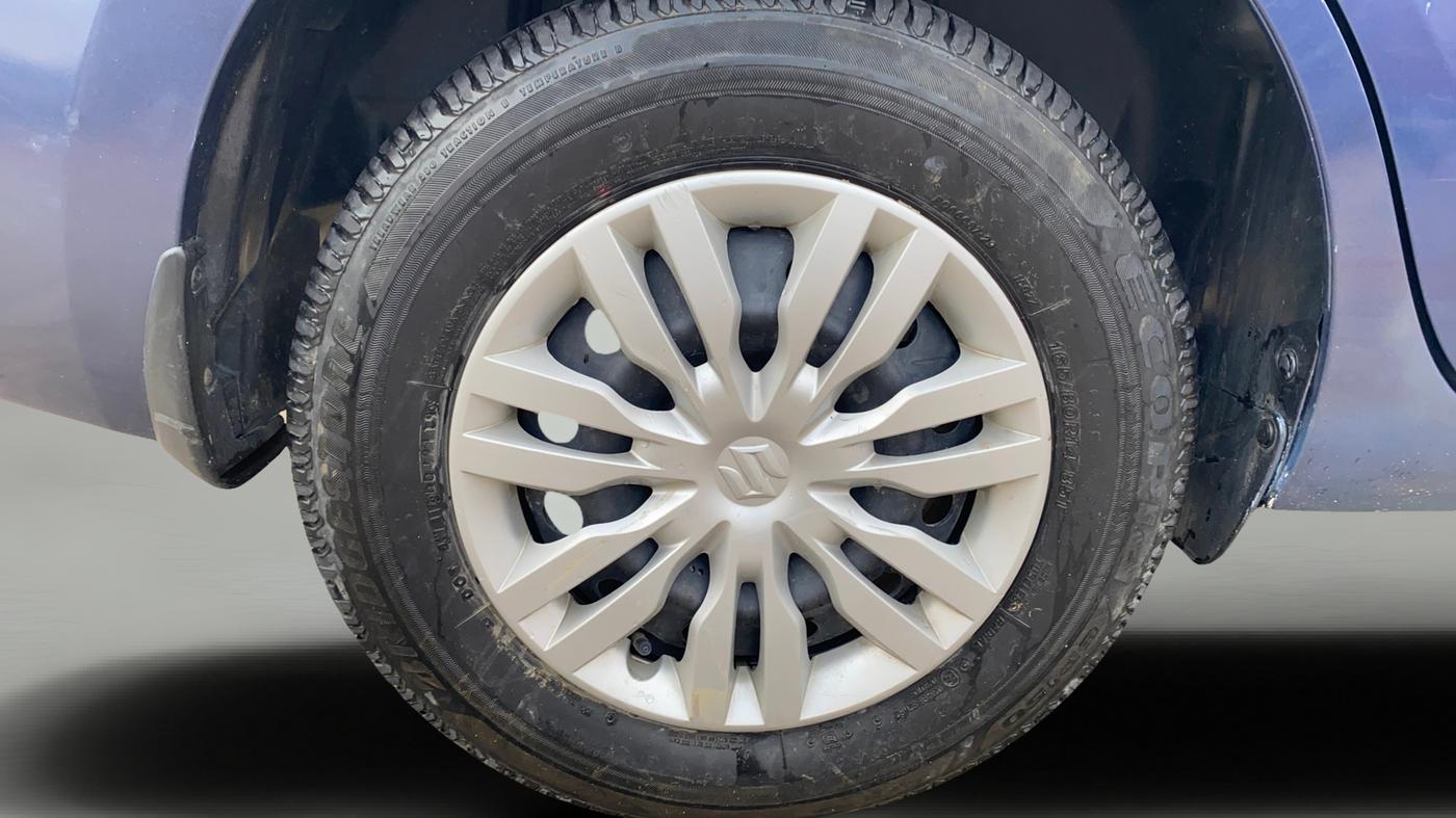 2019 Maruti Dzire VXI, Petrol, Manual, 21,769 km, Right Rear Wheel