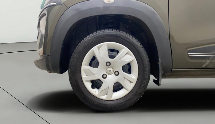 2024 Renault Kwid RXL(O) 1.0L AMT, Petrol, Automatic, 5,470 km, Left Front Wheel