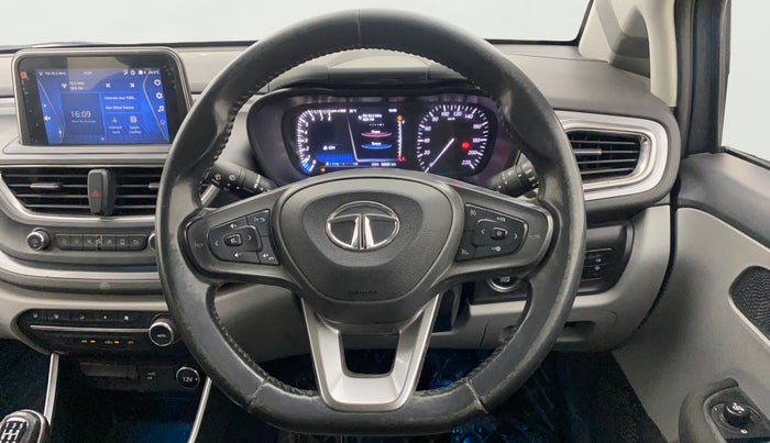 2020 Tata ALTROZ XZ PETROL, Petrol, Manual, 84,233 km, Steering Wheel Close Up