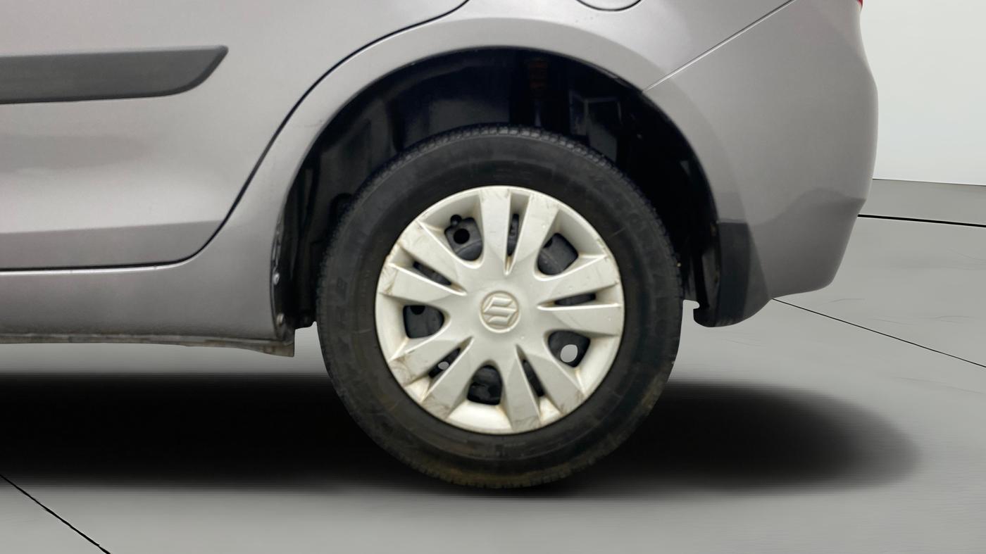 2013 Maruti Swift Dzire VXI, Petrol, Manual, 84,654 km, Left Rear Wheel
