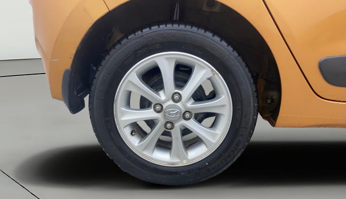 2014 Hyundai Grand i10 ASTA AT 1.2 KAPPA VTVT, Petrol, Automatic, 48,032 km, Right Rear Wheel