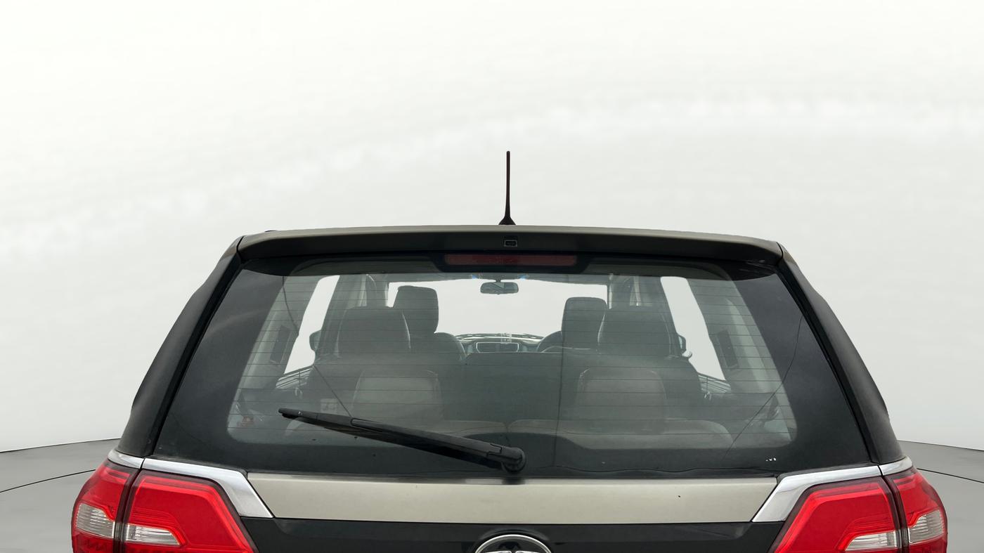 2018 Tata Hexa XMA 4X2 7 STR, Diesel, Automatic, 58,341 km, Rear Windshield
