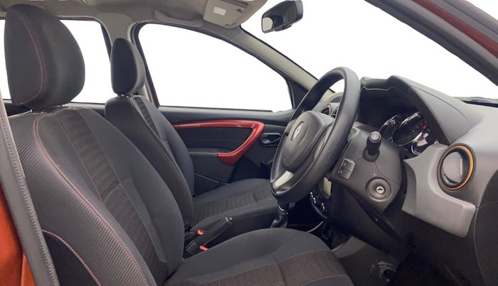 2017 Renault Duster RXS CVT, Petrol, Automatic, 50,487 km, Right Side Front Door Cabin