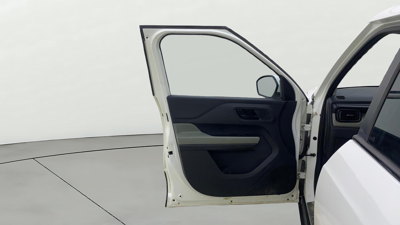 2022 Tata PUNCH ADVENTURE MT, CNG, Manual, 1,33,407 km, LHS Front Door