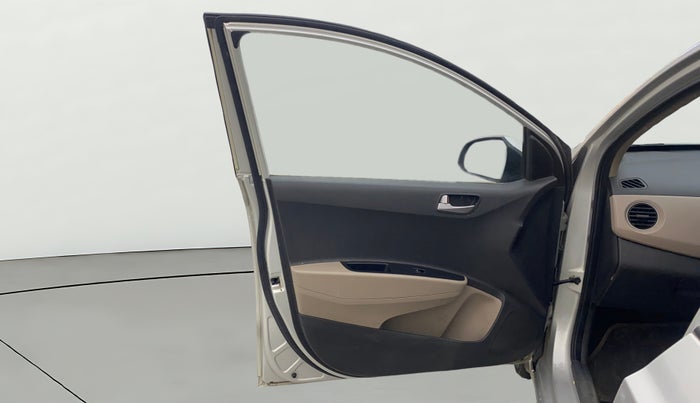 2015 Hyundai Xcent S 1.2, Petrol, Manual, 45,769 km, LHS Front Door