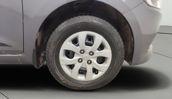 2016 Hyundai Elite i20 SPORTZ 1.2, Petrol, Manual, 44,861 km, Right Front Wheel