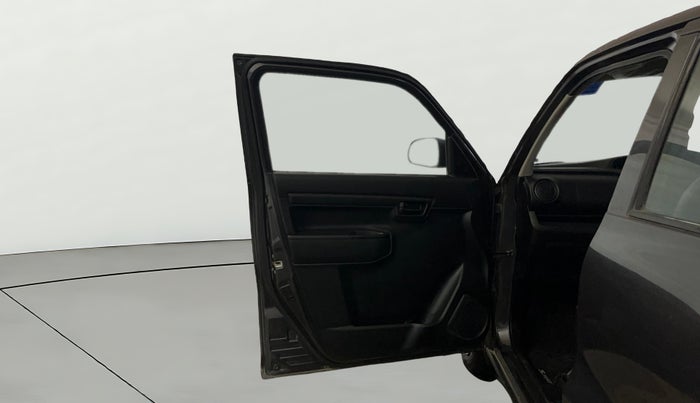 2020 Maruti S PRESSO VXI, Petrol, Manual, 31,905 km, LHS Front Door