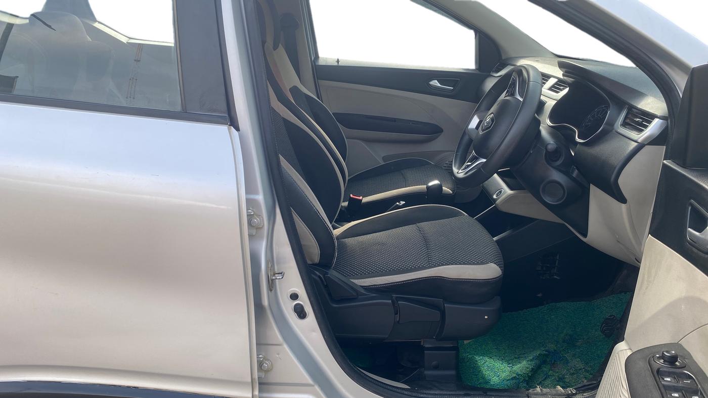 2021 Renault TRIBER RXZ AMT, Petrol, Automatic, 63,518 km, Right Side Front Door Cabin