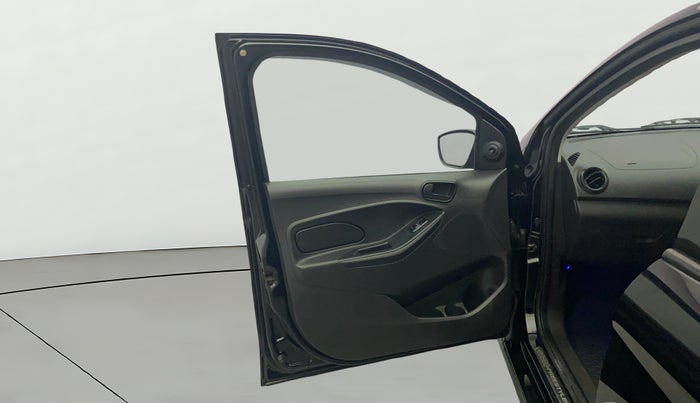 2019 Ford FREESTYLE AMBIENTE 1.2 PETROL, Petrol, Manual, 39,101 km, LHS Front Door