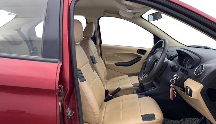 2017 Ford Figo Aspire TITANIUM 1.2 PETROL, Petrol, Manual, 38,729 km, Right Side Front Door Cabin