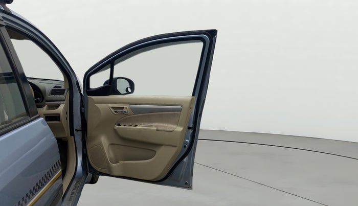 2014 Maruti Ertiga ZDI, Diesel, Manual, 77,782 km, RHS Front Door