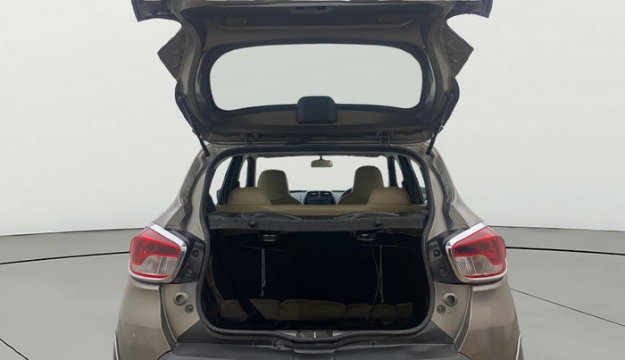 2017 Renault Kwid RXT 1.0 AMT, Petrol, Automatic, 74,010 km, Boot Open Zoomed View