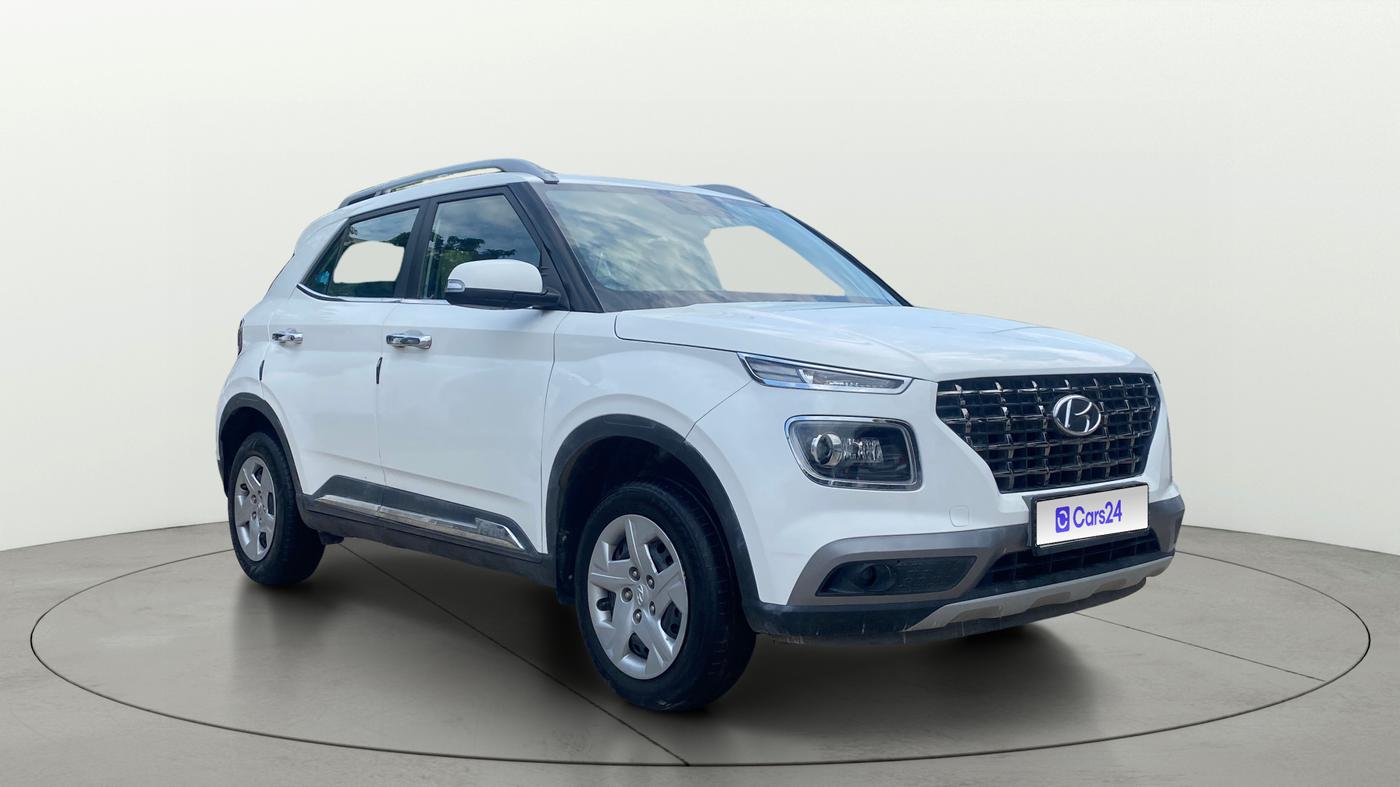 2020 Hyundai VENUE S+ 1.2, Petrol, Manual, 68,138 km, SRP