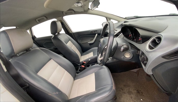 2013 Ford Fiesta STYLE DIESEL, Diesel, Manual, 94,705 km, Right Side Front Door Cabin