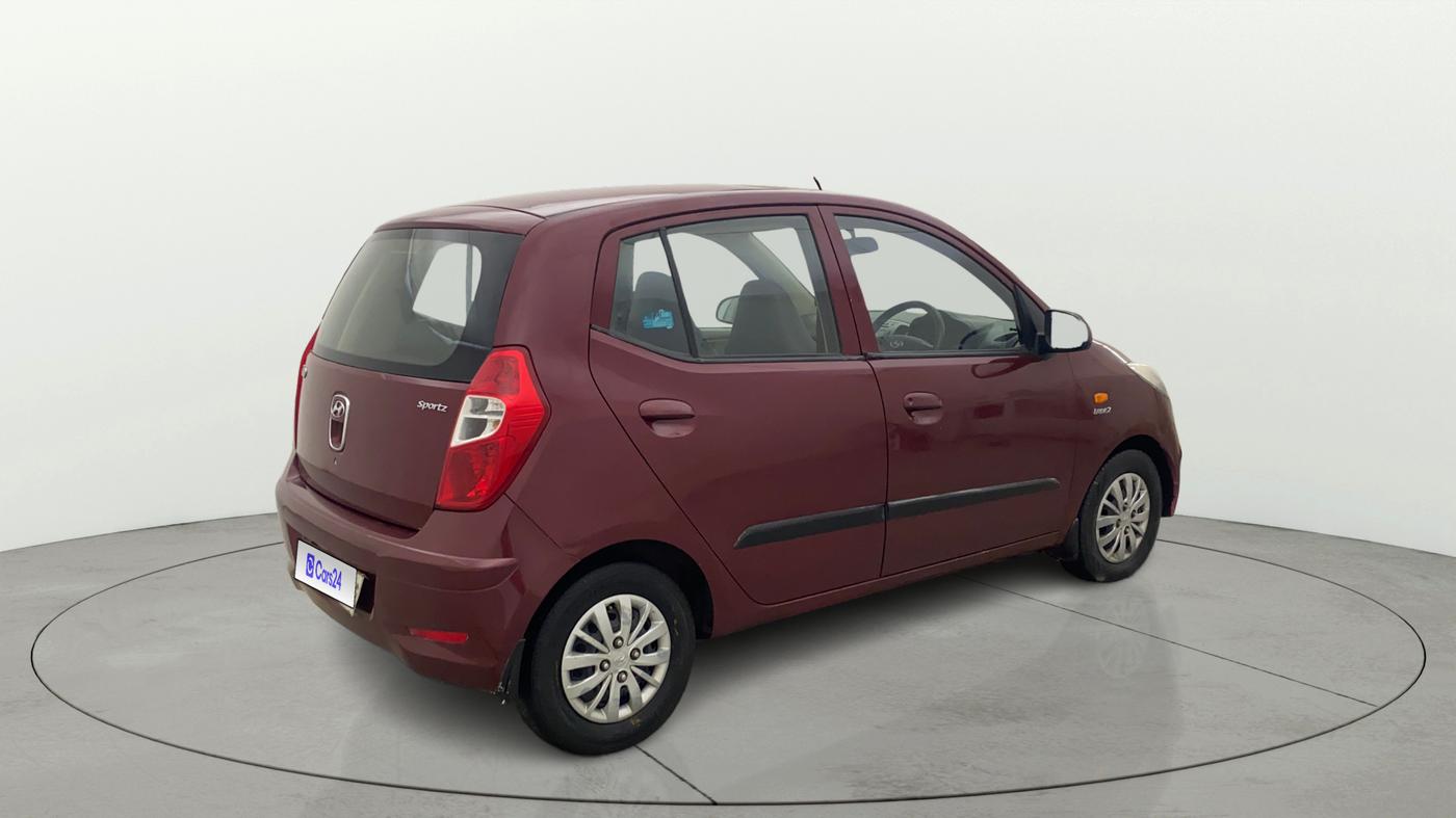 2016 Hyundai i10 SPORTZ 1.1, Petrol, Manual, 73,713 km, Right Back Diagonal