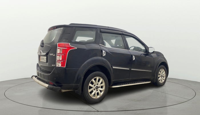 2015 Mahindra XUV500 W10, Diesel, Manual, 50,127 km, Right Back Diagonal