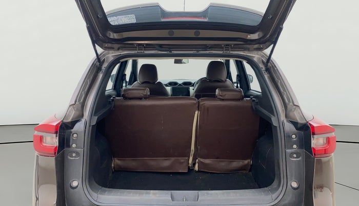 2021 Nissan MAGNITE XV MT, Petrol, Manual, 38,103 km, Boot Open Zoomed View