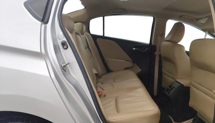 2017 Honda City 1.5L I-VTEC VX CVT, Petrol, Automatic, 66,444 km, Right Side Rear Door Cabin